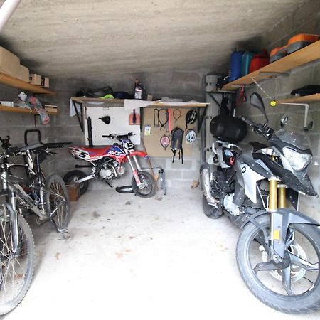 3 Chambres - Tres Grand Jardin Privee - Terrasse Privee - Garage Velo Et Moto - Parking Voiture Privee Dans La Propriete - Gere Par Presta-Zen'Services Thierville-sur-Meuse Dış mekan fotoğraf